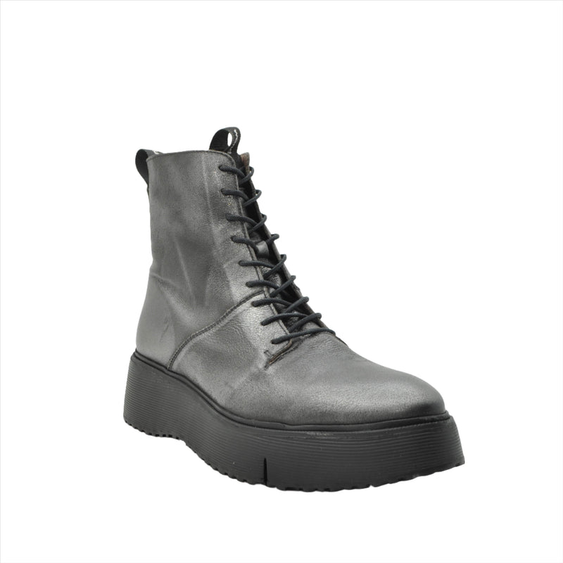 Load image into Gallery viewer, wonders silver boots
