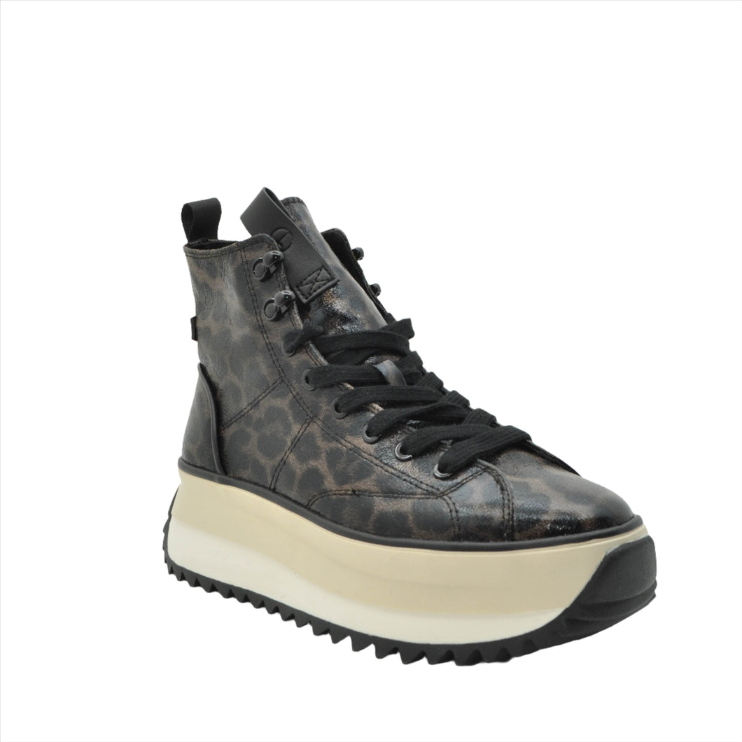 platform sneaker boots