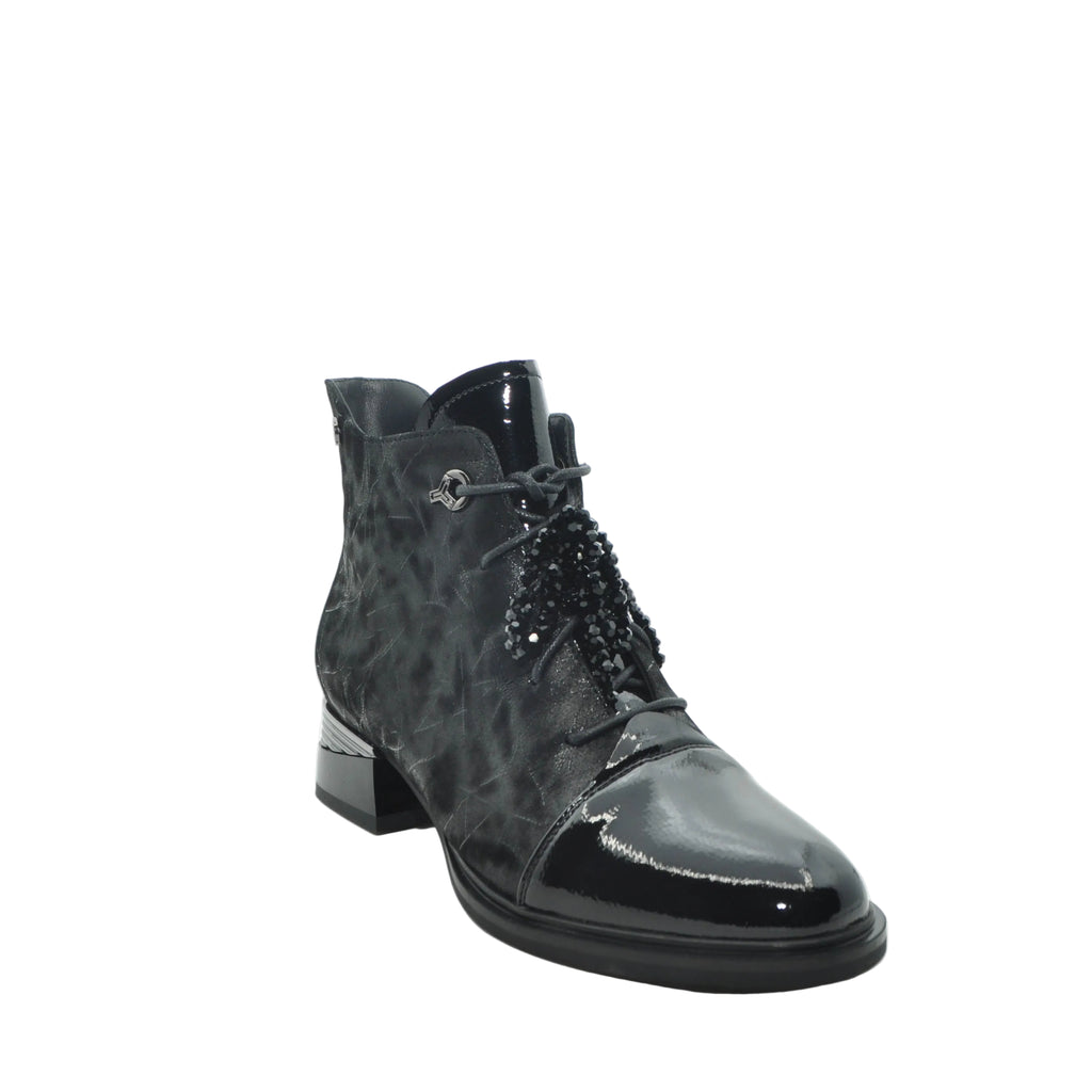 loretta vitale lace up boots