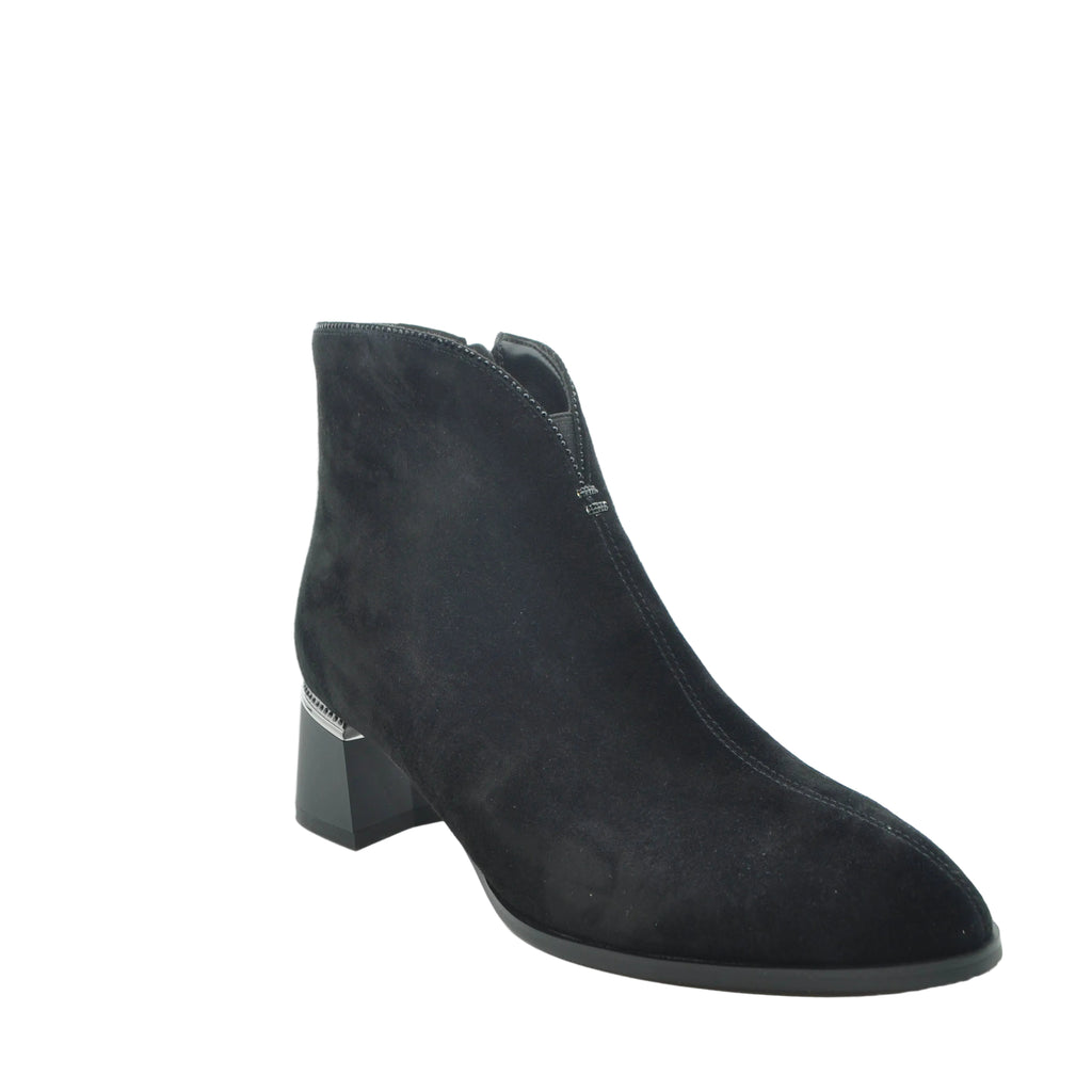block heel boots
