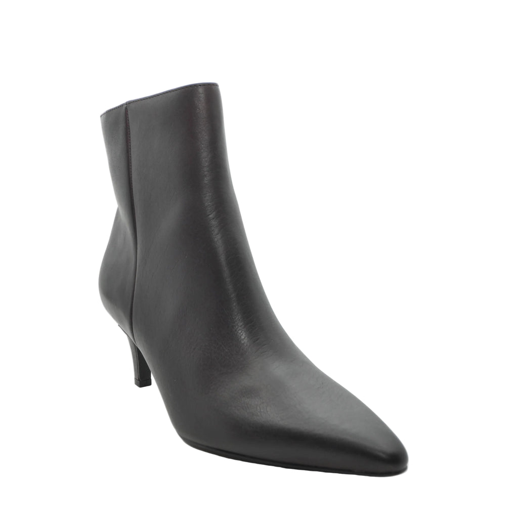 heeled boots