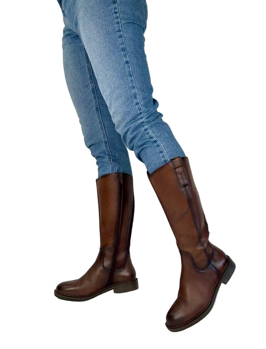 knee high brown boots
