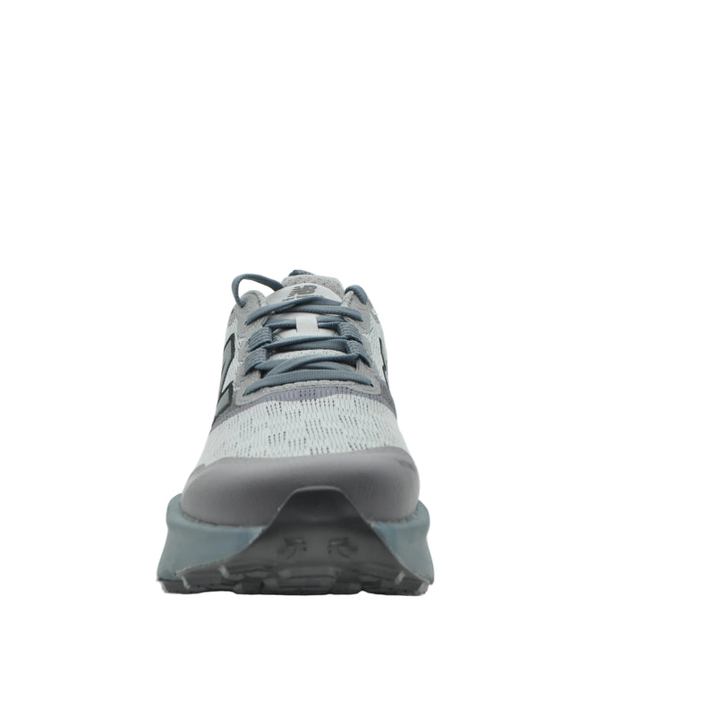 Load image into Gallery viewer, new balance trail running shoes
