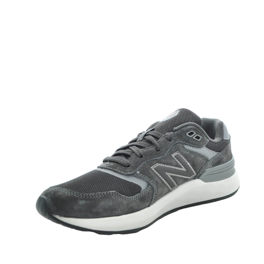 mens casual trainers