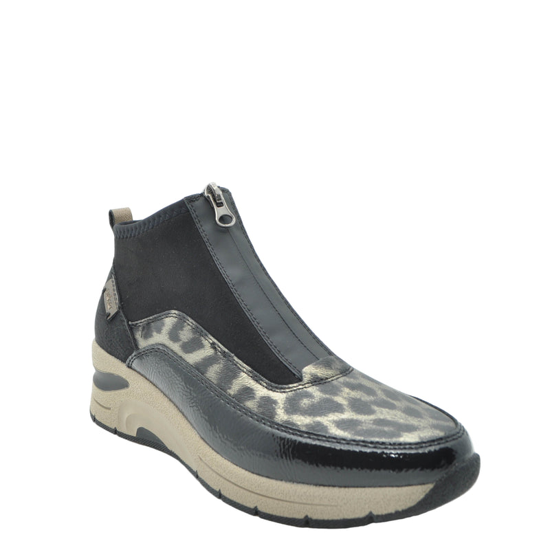 Load image into Gallery viewer, black leopard print boot
