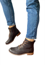 Load image into Gallery viewer, womens navy boots