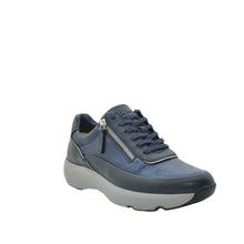 Load image into Gallery viewer, ladies clarks shoes in navy