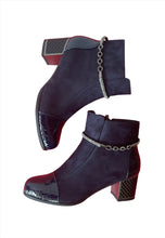 Load image into Gallery viewer, navy block heel ankle boots