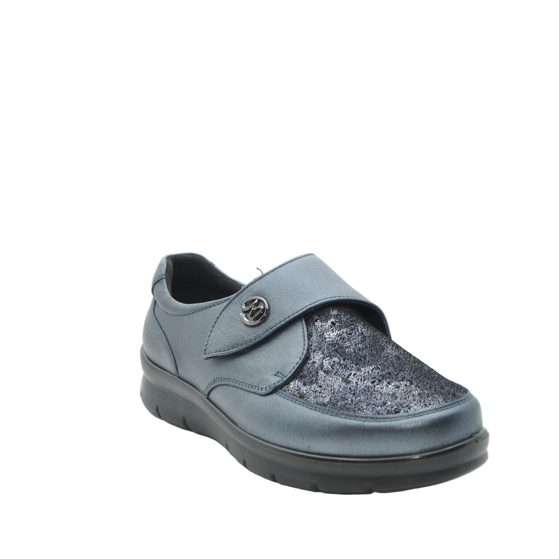 Load image into Gallery viewer, navy wide fitting shoes for women
