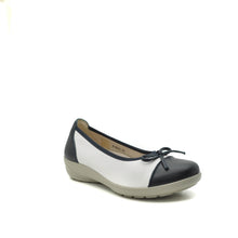 Load image into Gallery viewer, navy ballerina shoes