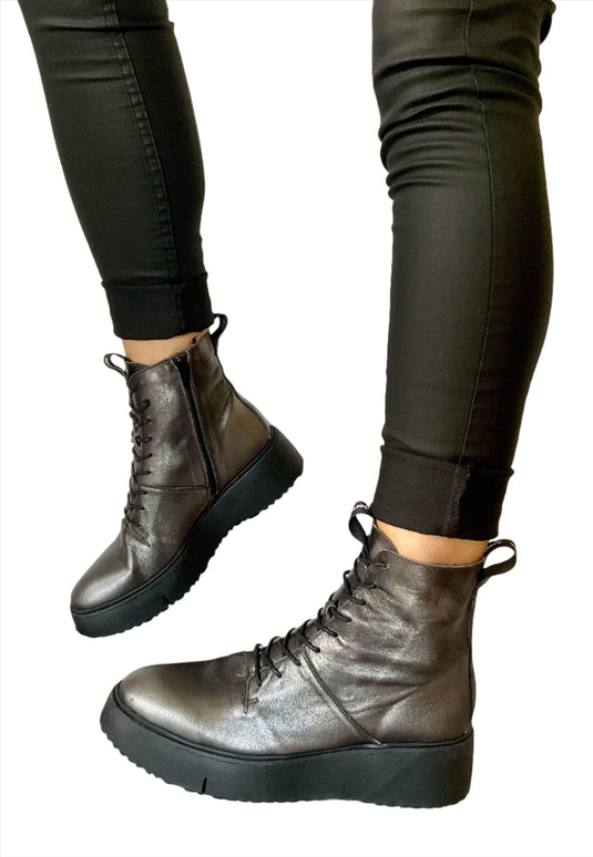 womens biker boots