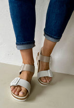Load image into Gallery viewer, white leather sandals