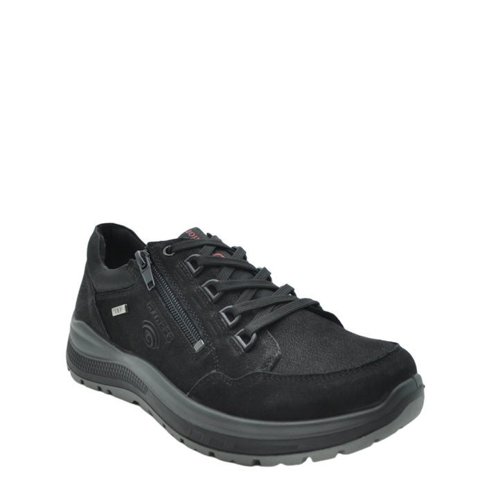 black waterproof shoes