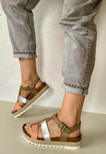 Load image into Gallery viewer, wedge espadrille sandal