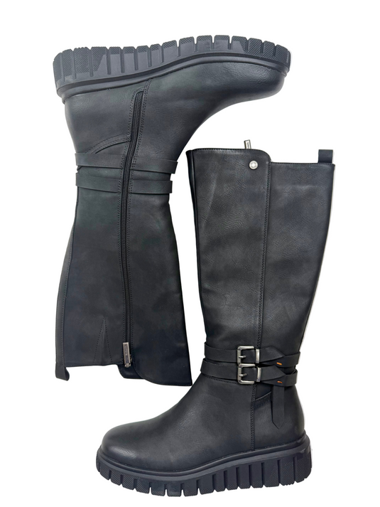 black ladies long boots