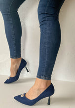 Load image into Gallery viewer, heel navy shoes