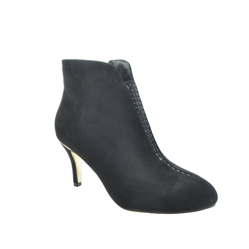 Load image into Gallery viewer, black low heeled boot
