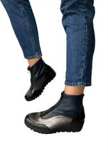 Load image into Gallery viewer, navy wedge boots