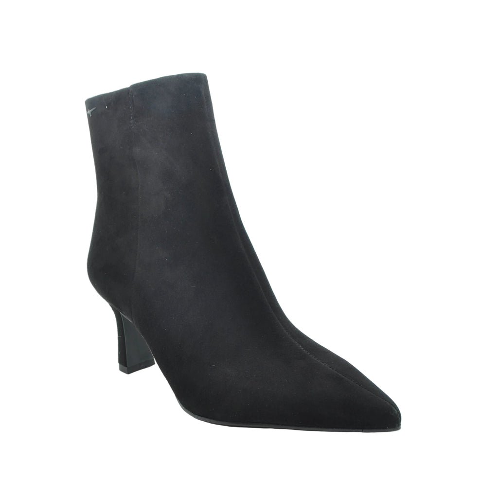 heeled boots