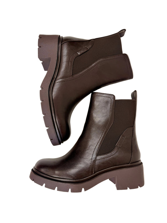 brown chelsea boots