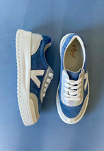 Load image into Gallery viewer, blue fashion trainers