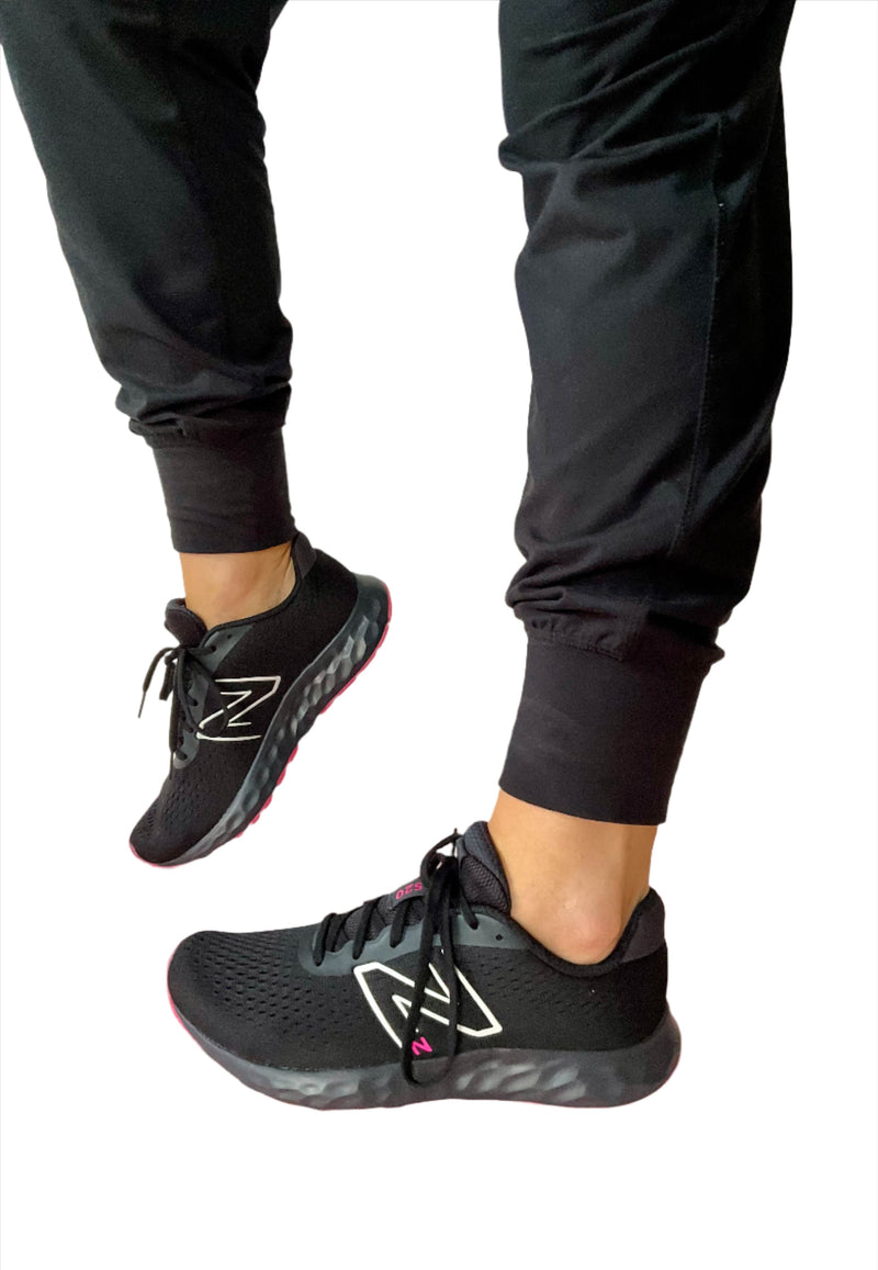 Load image into Gallery viewer, NEW BALANCE W520
