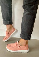 Load image into Gallery viewer, pink hey dude shoes
