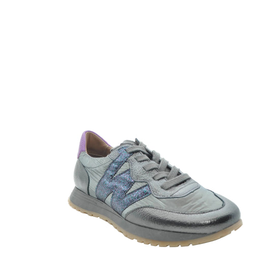 ladies fashion trainers