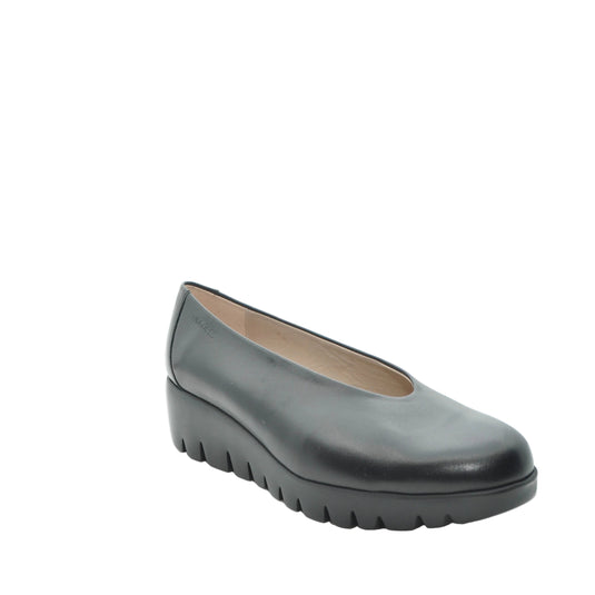 comfortable work shoes black