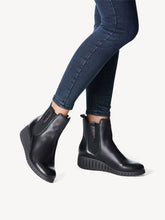 Load image into Gallery viewer, marco tozzi black wedge boots