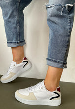 Load image into Gallery viewer, tommy hilfiger white fashion trainers