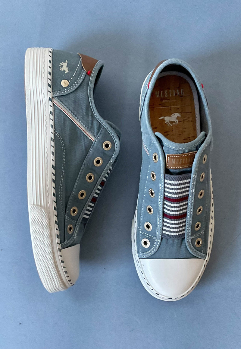 Load image into Gallery viewer, mustang womens shoes
