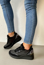 Load image into Gallery viewer, xti black wedge sneakers