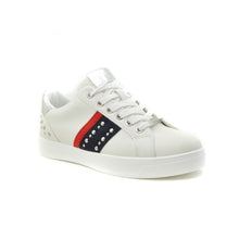 Load image into Gallery viewer, xti white leather trainers