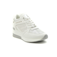 Load image into Gallery viewer, xti low wedge trainers