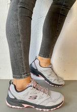 Load image into Gallery viewer, skechers trainers for women