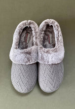 Load image into Gallery viewer, skecehers slippers for women