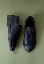 Load image into Gallery viewer, ecco walking shoes