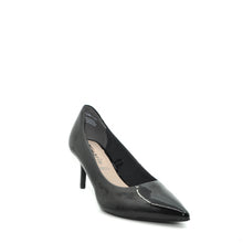 Load image into Gallery viewer, tamaris black patent shoes