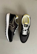 Load image into Gallery viewer, womens casual trainers tamaris