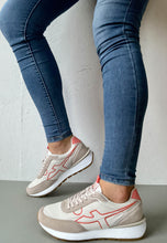 Load image into Gallery viewer, womens sneakers