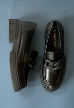 Load image into Gallery viewer, marco tozzi black leather loafers