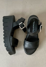 Load image into Gallery viewer, tamaris black wedge sandal