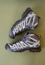 Load image into Gallery viewer, salomon boots