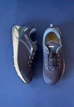 Load image into Gallery viewer, meindl navy ladies shoes
