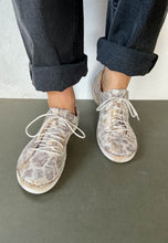 Load image into Gallery viewer, josef seibel lace up shoes