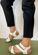 Load image into Gallery viewer, josef seibel white leather sandals