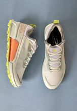 Load image into Gallery viewer, trail shoes for women ecco