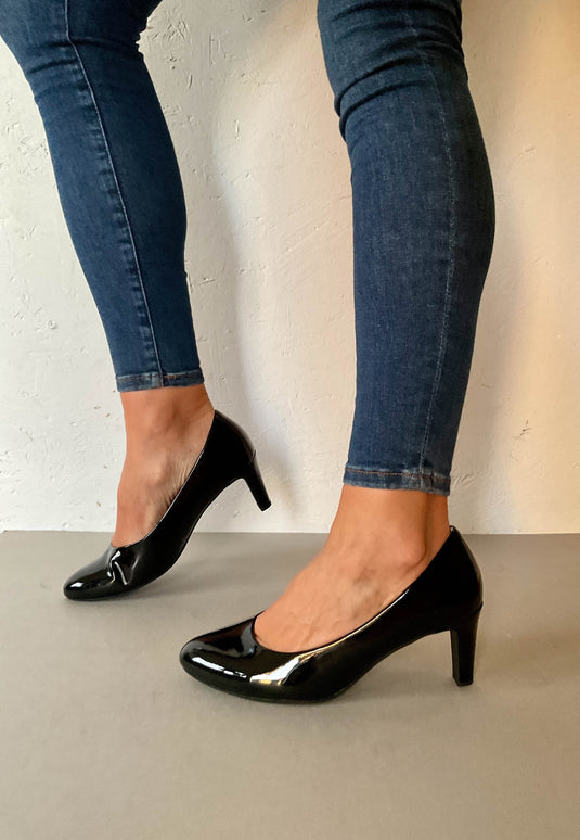 gabor black patent heels