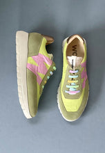 Load image into Gallery viewer, wonders pink fashion trainers